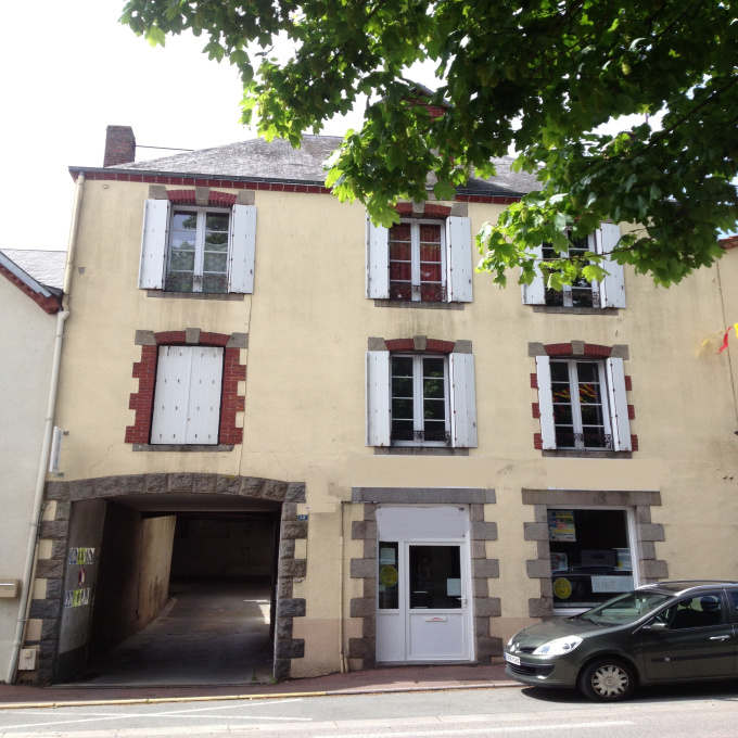 Offres de vente Immeuble Pouzauges (85700)
