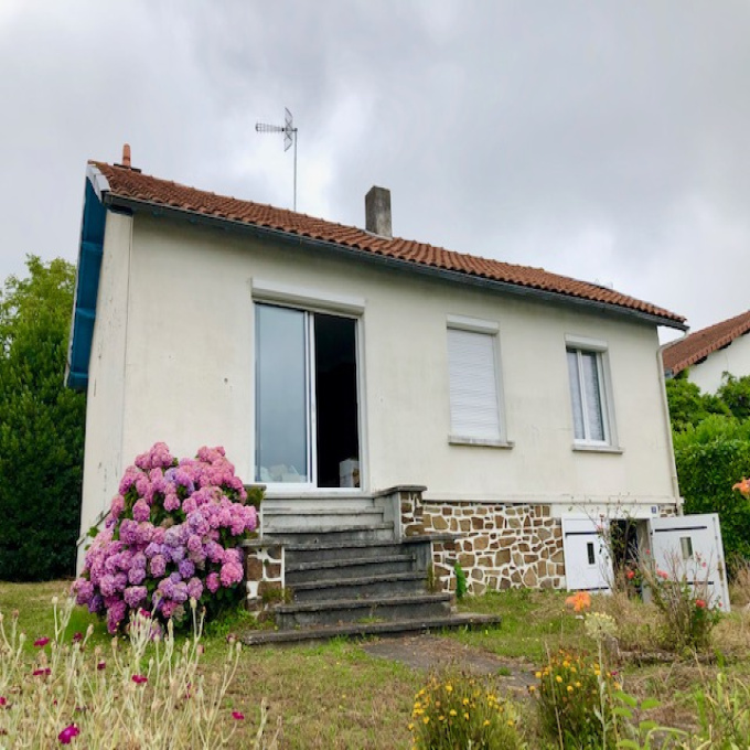 Vente maisons / villas Agence immobilière Julie Immobilier BRESSUIRE et CERIZAY Vente maisons / villas Agence immobilière Julie Immobilier BRESSUIRE et CERIZAY