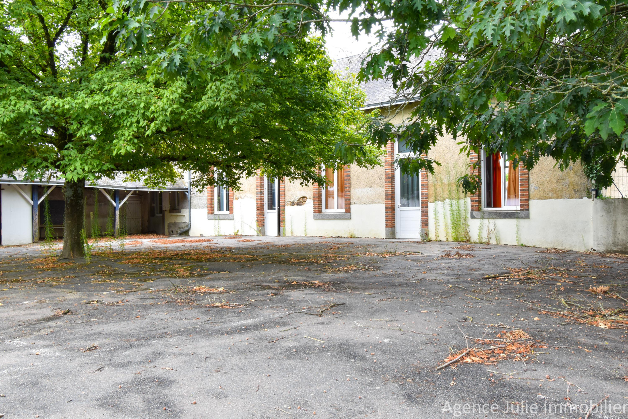 vente Ancienne école à réhabiliter, Beau potentiel